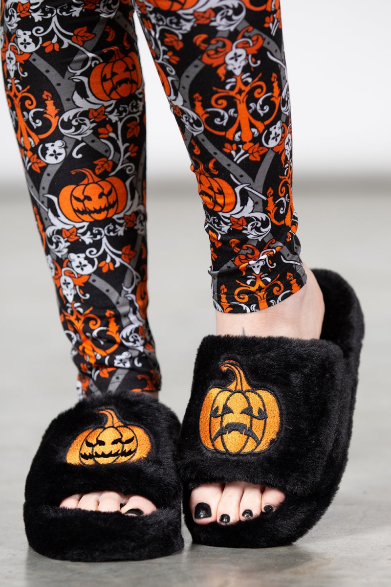 Killstar 12 O'Clock Slippers Negros | 27813-EGVP