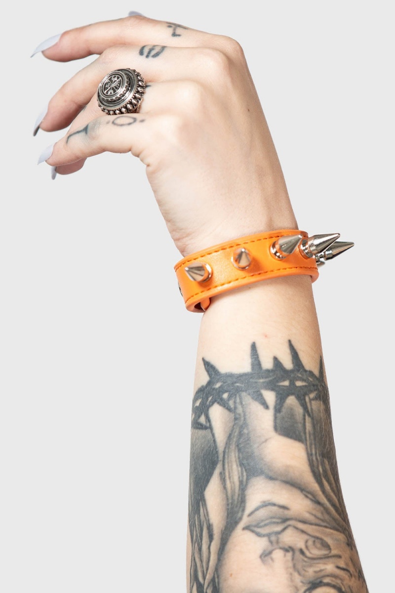 Killstar Stay Away Spike Bracelet [ORANGE] Naranjas | 70482-WQXB