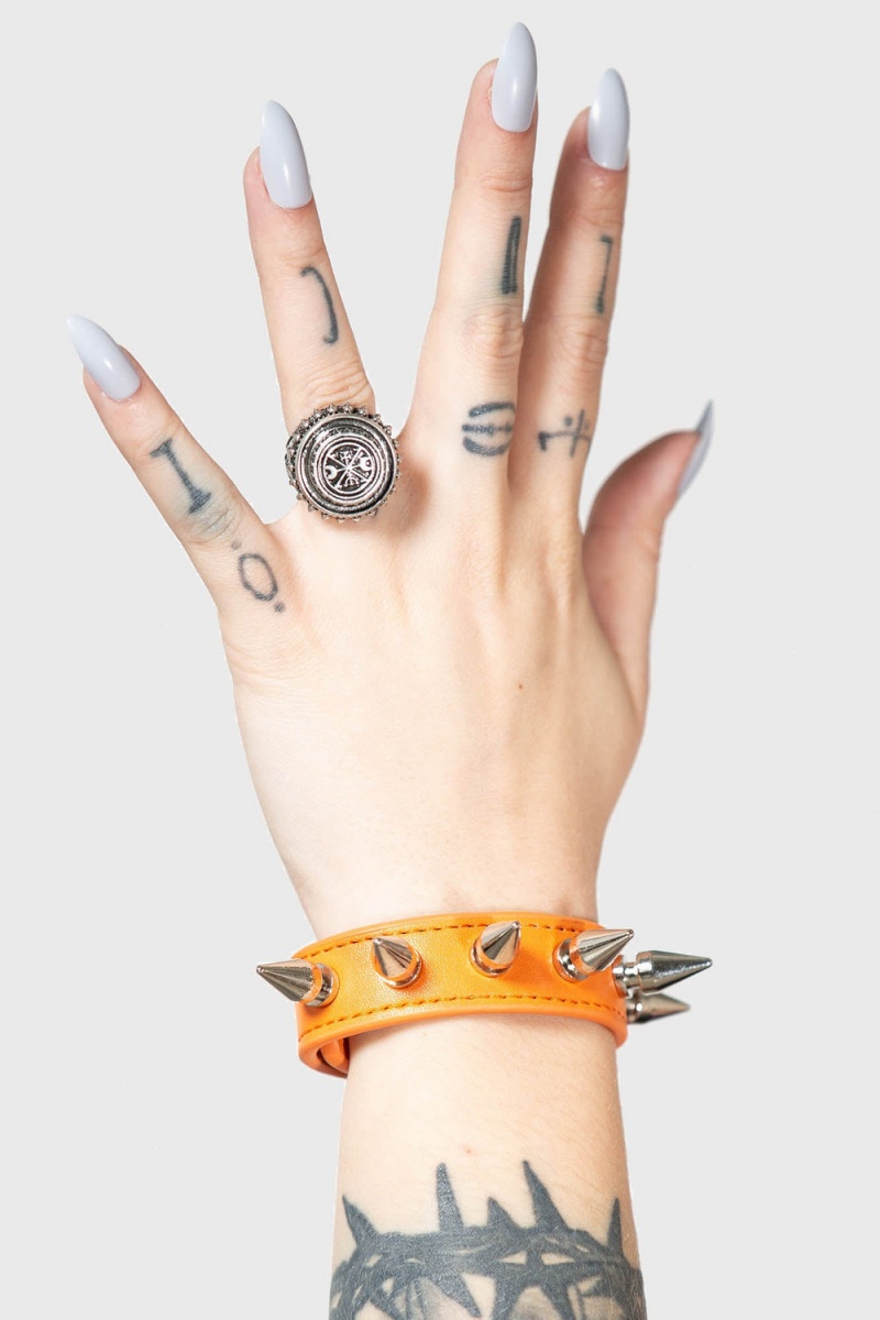 Killstar Stay Away Spike Bracelet [ORANGE] Naranjas | 70482-WQXB